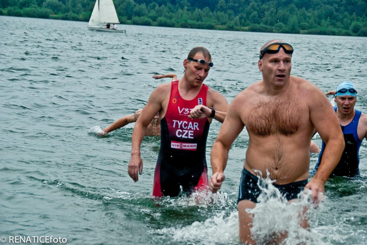 700 m